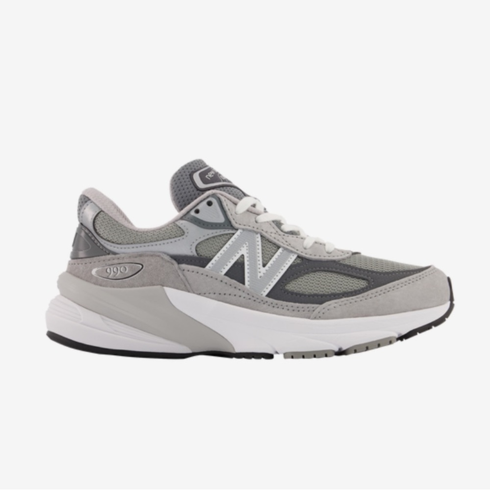 New Balance 990v6 Shoes